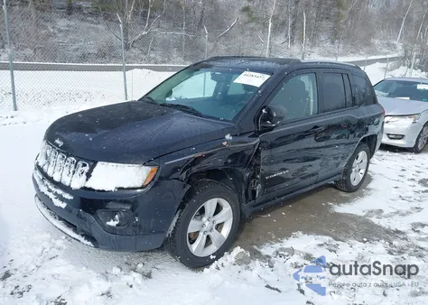 2016 Jeep Compass Sport z USA, uszkodzony, nr VIN 1C4NJDBB2GD733209